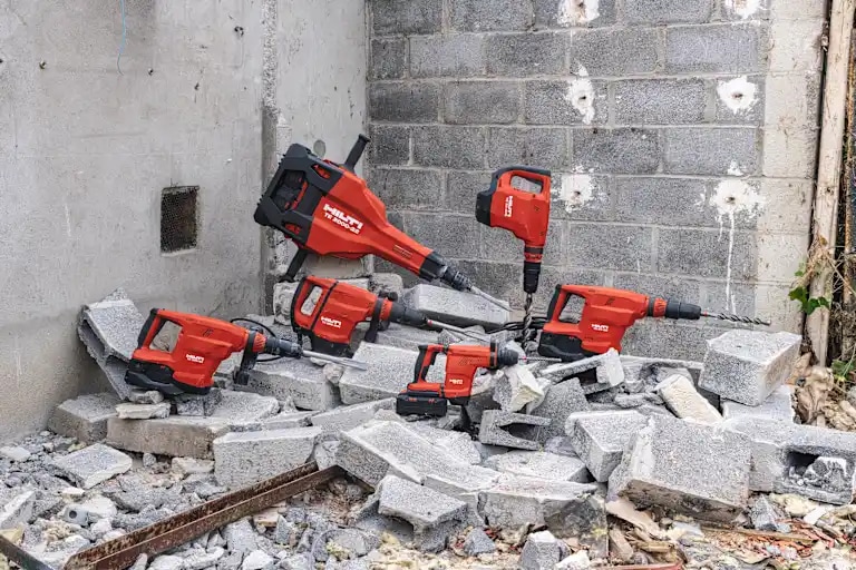 Afbeelding van meerdere Hilti hamers bij elkaar