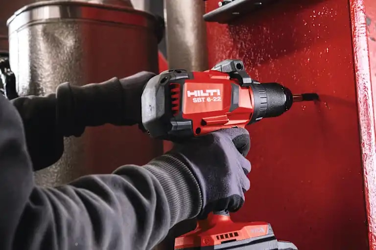 Application picture with cordless drill driver SBT 6-22