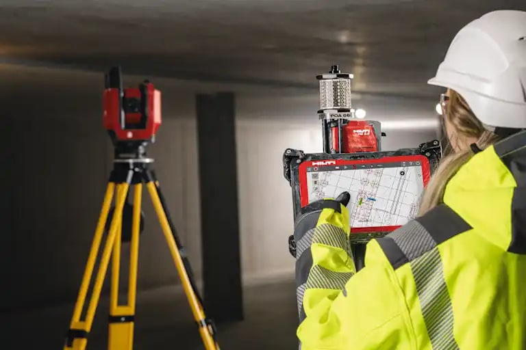 Application of the PLT 400 layout on interior jobsite
