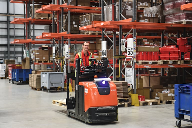 warehouse- christmas