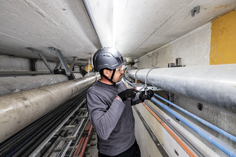 Why Nuron for hydraulic crimper products?