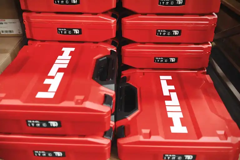Afbeelding van stapel Hilti koffers