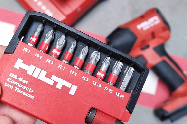 Our best tool bits and tool bit holders for your projects
