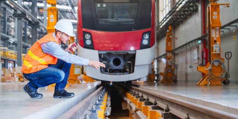 Tool features with convenience for auto mechanics