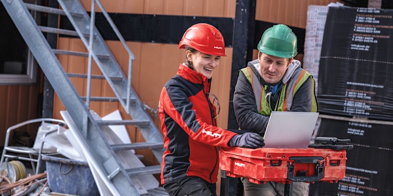 Create a temporary working surface by connecting organisers or boxes to the trolley top.