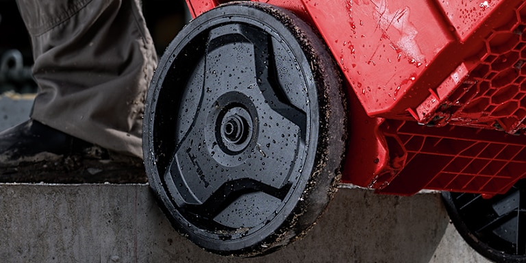 Move your ProKit more easily in tough jobsite conditions