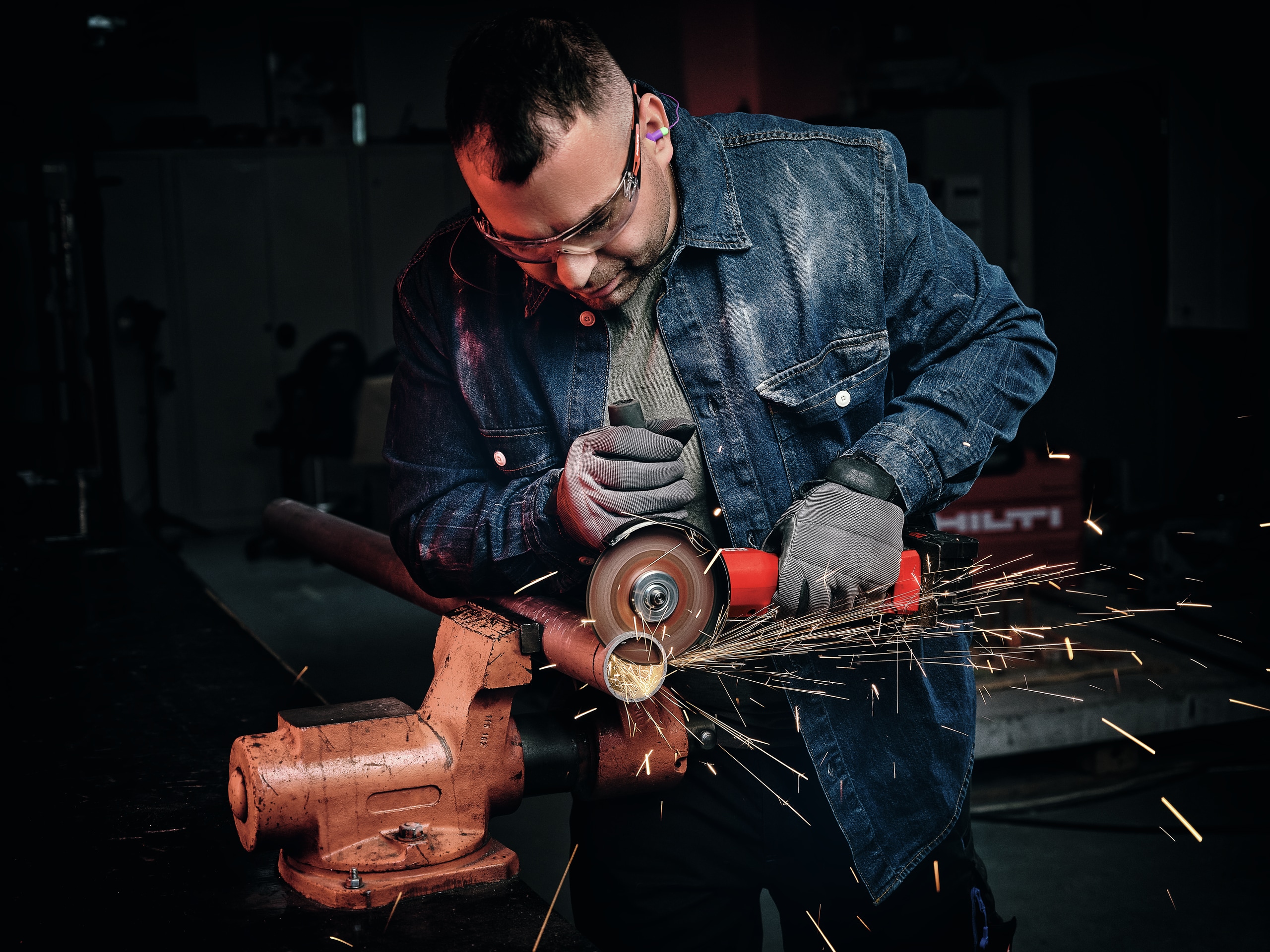 Choose the right tools for plumbers in the trade