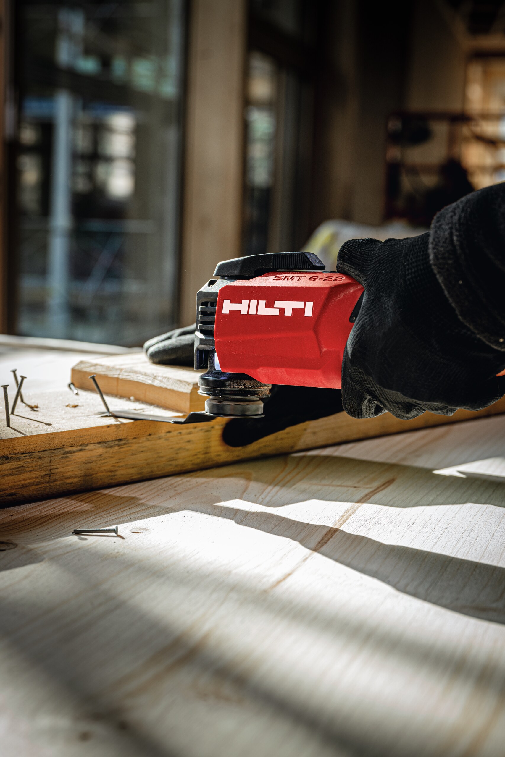 Removing nails with multi tool