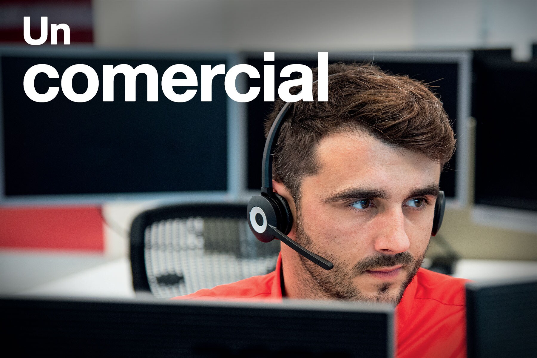 Text: "un comercial"